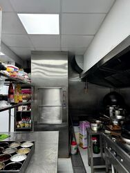 Upper Pickering Street (D1), Retail #570040111